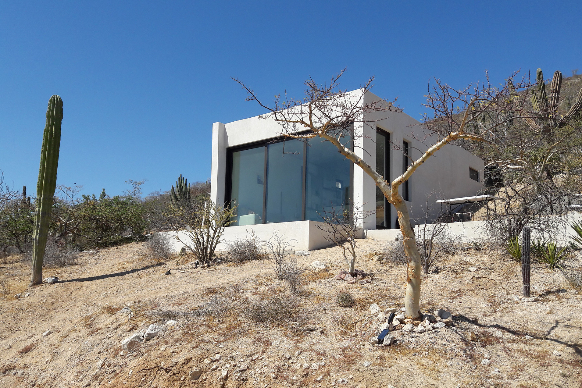 la ventana home builder, house on a hill, baja mexico